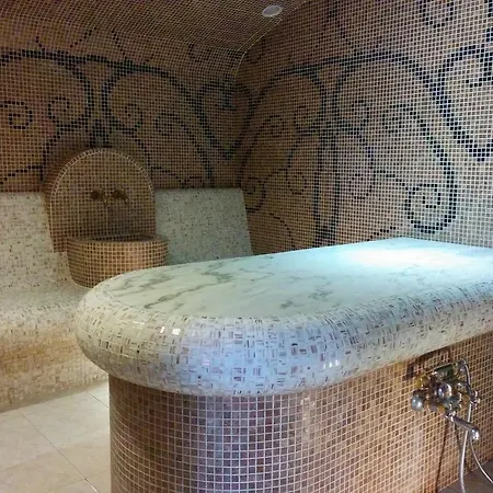 Апартамент Sandapart Park Deluxe